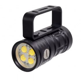 Powerful diving light 11000 lumens for underwater taking videos